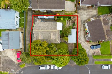 Photo of property in 1/54 De Quincey Terrace, Highland Park, Auckland, 2010