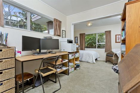 Photo of property in 2/2 Northwick Place, Hillcrest, Auckland, 0627