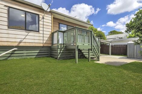 Photo of property in 15 View Road, Waiuku, 2123
