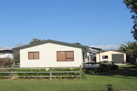 Photo of property in 12 Mercury Street, Whitianga, 3510