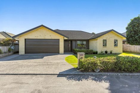 Photo of property in 10 Cottonwood Close, Paraparaumu Beach, Paraparaumu, 5032