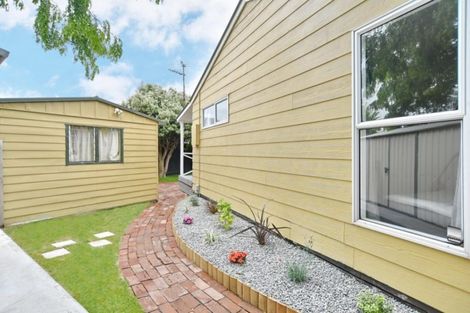 Photo of property in 65 Kuaka Crescent, Bromley, Christchurch, 8062