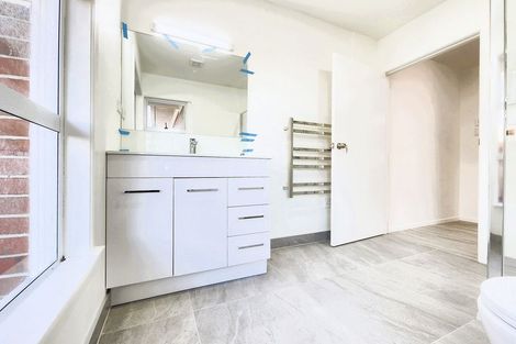 Photo of property in 26 Tamaki Bay Drive, Pakuranga, Auckland, 2010