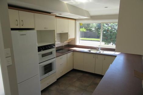 Photo of property in 1 Piko Crescent, Riccarton, Christchurch, 8041