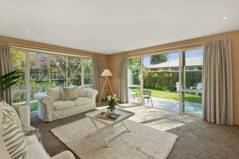 Photo of property in 31b Sandwich Road, Beckenham, Christchurch, 8023