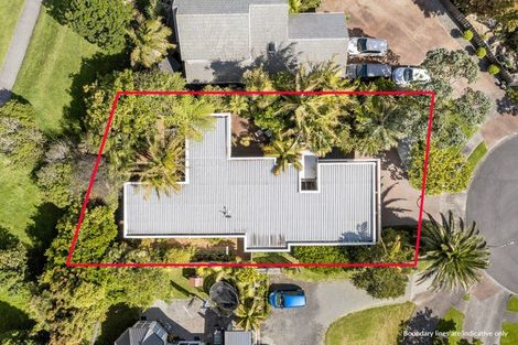 Photo of property in 15 Perendale Close, Somerville, Auckland, 2014