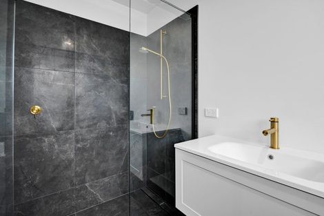 Photo of property in 74 Turuturu Road, Hawera, 4674