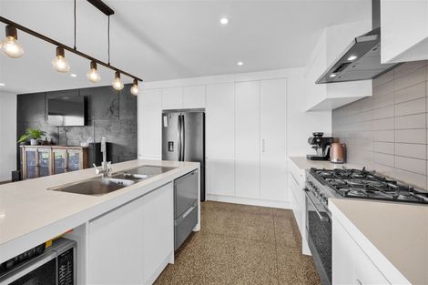Photo of property in 1 Ta Paora Drive, Bell Block, New Plymouth, 4312