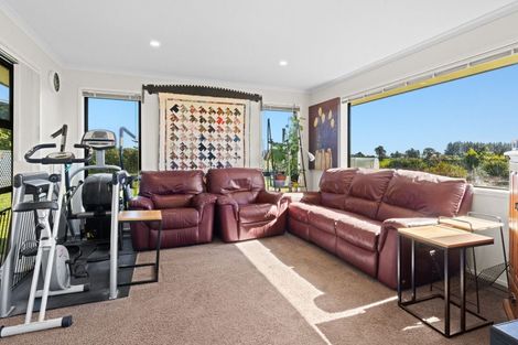 Photo of property in 30 Mountain View Drive, Manakau, Otaki, 5583