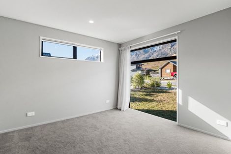Photo of property in 22 Muster Road, Jacks Point, 9371