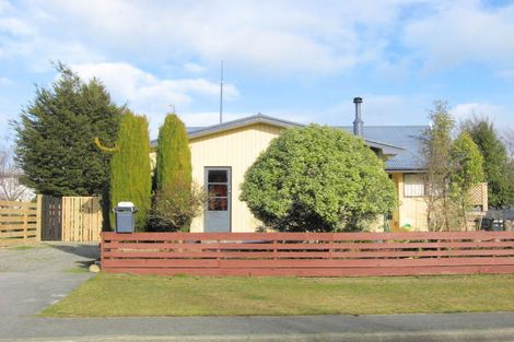 Photo of property in 15 Mackinnon Loop, Te Anau, 9600