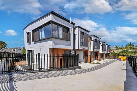 Photo of property in 89b Whitford Road, Botany Downs, Auckland, 2014
