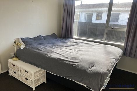 Photo of property in 19 Salford Avenue, Redwood, Christchurch, 8051