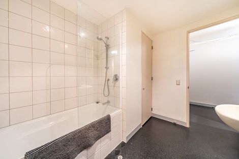 Photo of property in Gerondis Bldg Apartments, 206/60 Willis Street, Wellington Central, Wellington, 6011