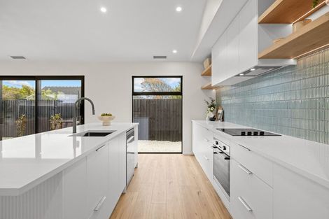 Photo of property in 25 Kakatai Place, North New Brighton, 8083