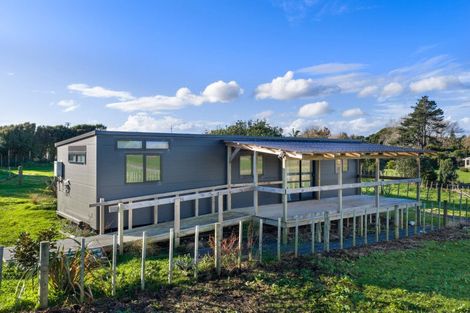 Photo of property in 45 Karioitahi Road, Waiuku, 2683