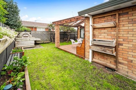 Photo of property in 26 Inverness Road, Browns Bay, Auckland, 0630