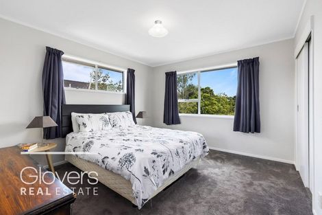Photo of property in 10 Seabar Place, Glen Eden, Auckland, 0602