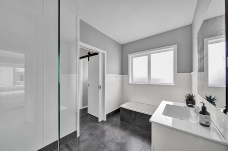 Photo of property in 11 Pembroke Road, Stratford, 4332