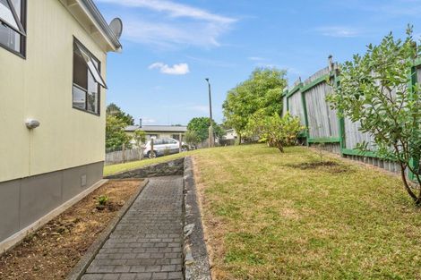 Photo of property in 7a Logan Place, Te Kamo, Whangarei, 0112