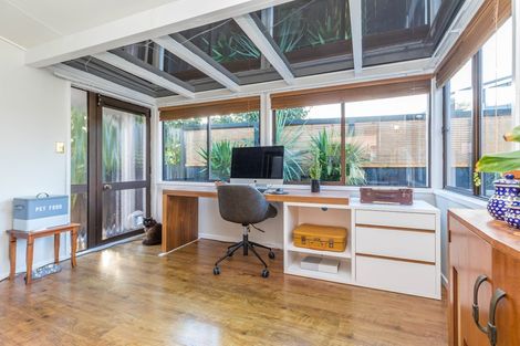 Photo of property in 18a Rosario Crescent, Red Beach, 0932