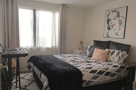 Photo of property in 29 Popokatea Drive, Takanini, 2112
