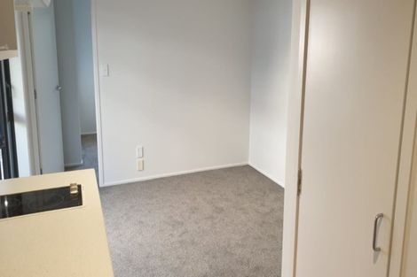 Photo of property in 8a/30 Westward Ho, Glen Eden, Auckland, 0602