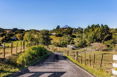 Photo of property in 90 Ridgewood Drive, Ridgewood, New Plymouth, 4371