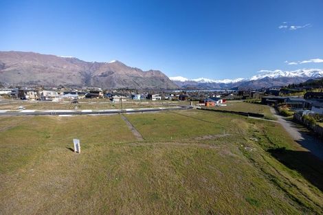 Photo of property in Kirimoko Crescent, Wanaka, 9305