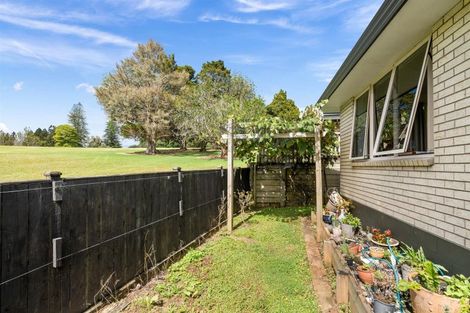 Photo of property in 34 Lochiel Place, Te Kamo, Whangarei, 0112