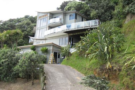 Photo of property in 10 Waitea Road, Muriwai, Waimauku, 0881