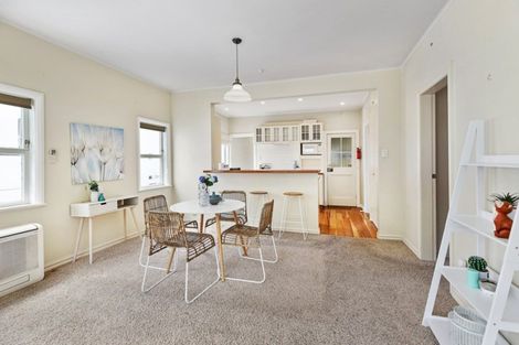 Photo of property in 13 Ferry Street, Seatoun, Wellington, 6022