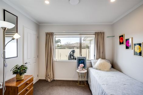 Photo of property in 1 Hyde Place, Taradale, Napier, 4112