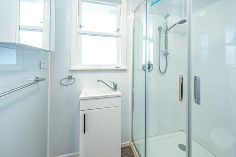 Photo of property in 1 Kupe Place, Castlecliff, Whanganui, 4501