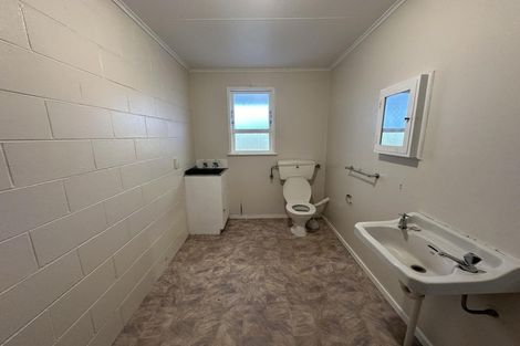 Photo of property in 14-16 Mako Mako Road, Levin, 5510