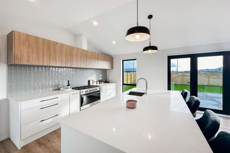 Photo of property in 1 Candlesticks Crescent, Lincoln, 7608