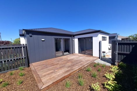 Photo of property in 8a Grassmere Street, Papanui, Christchurch, 8052