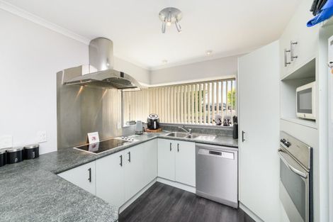 Photo of property in 10 Parnell Heights Drive, Kelvin Grove, Palmerston North, 4414