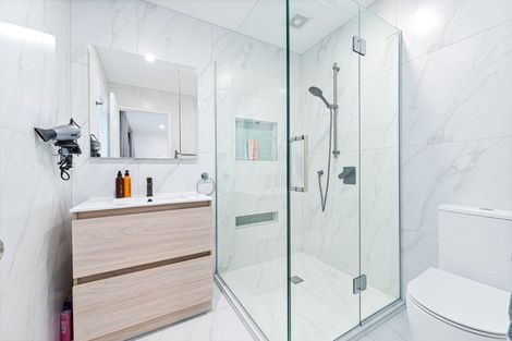 Photo of property in 10 Finsbury Place, Henderson, Auckland, 0612