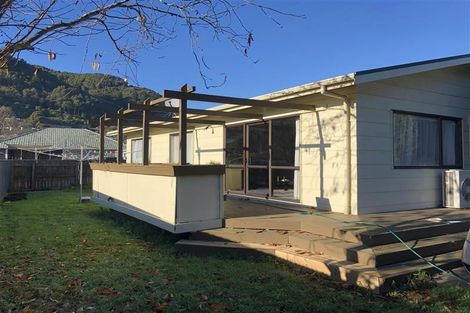 Photo of property in 2/243 Kawai Street South, Nelson South, Nelson, 7010