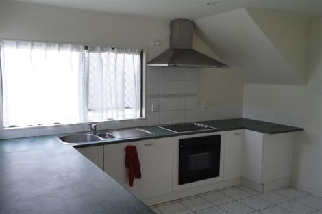 Photo of property in 37a Miro Street, New Lynn, Auckland, 0600