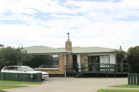 Photo of property in 2a Tui Street, Mount Maunganui, 3116