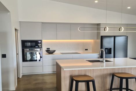 Photo of property in 88 Metoriti Crescent, Karaka, 2124