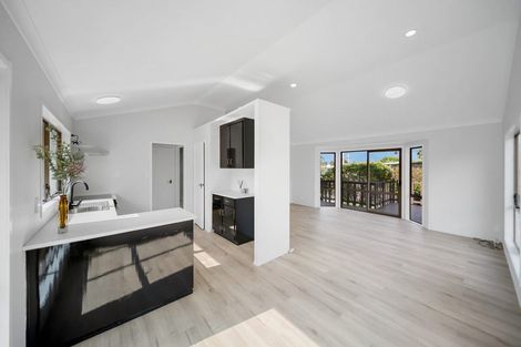 Photo of property in 1/45 Grove Road, Papakura, 2110