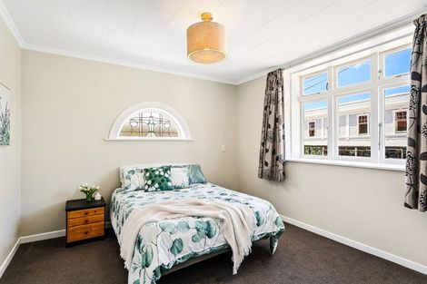 Photo of property in 10 Todman Street, Brooklyn, Wellington, 6021