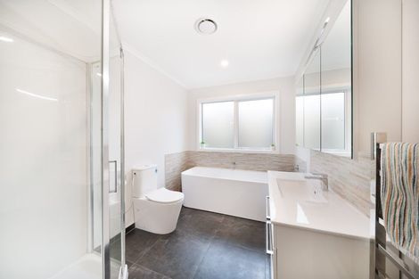Photo of property in 42 Atherton Terrace, Churton Park, Wellington, 6037