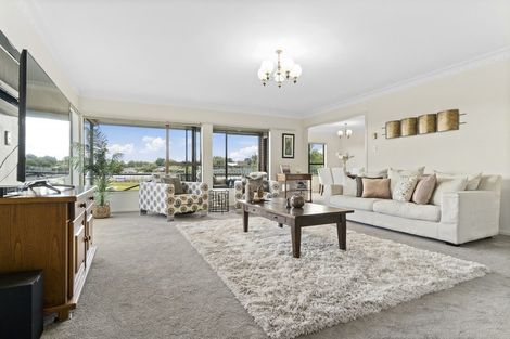 Photo of property in 44 Links View Drive, Omokoroa, 3114