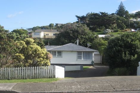 Photo of property in 43 Thornley Street, Titahi Bay, Porirua, 5022