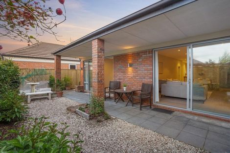 Photo of property in 37 Henley Green, Northwood, Christchurch, 8051