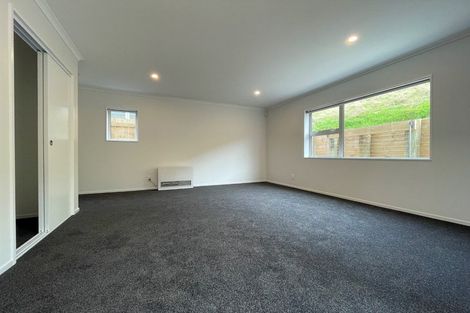 Photo of property in 27 Stockport Grove, Churton Park, Wellington, 6037